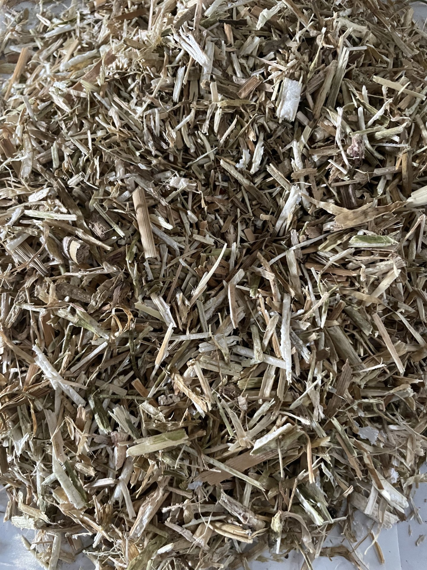 Chopped Miscanthus | Oil Seed Rape Straw Blend Animal Bedding