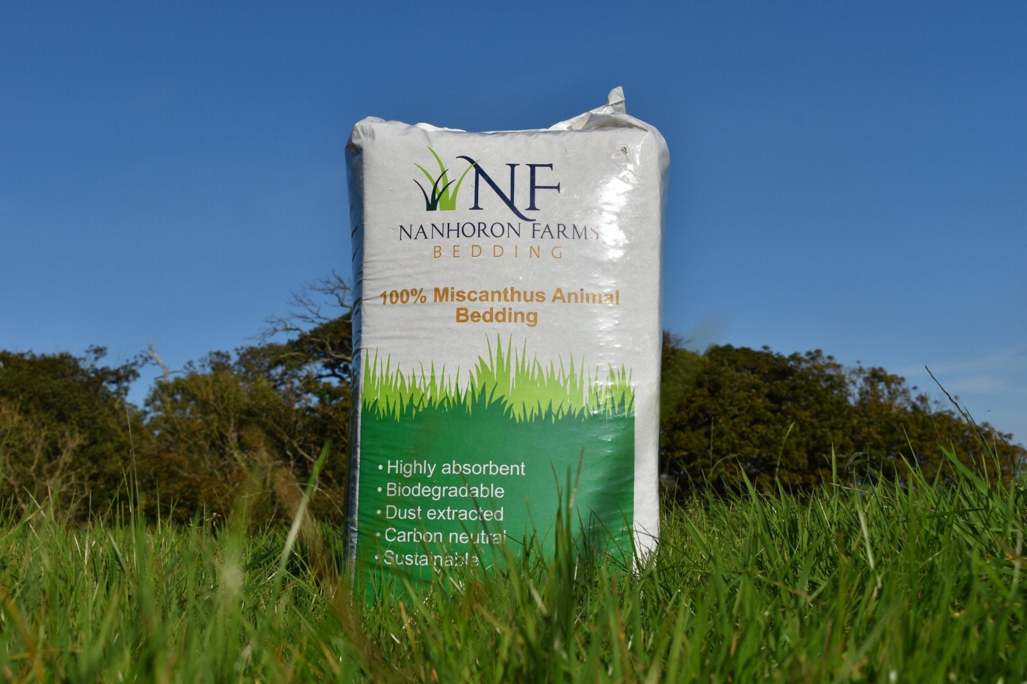 LOCAL DELIVERY - Miscanthus Animal Bedding PALLET 30s - Nanhoron FarmsAnimal Bedding