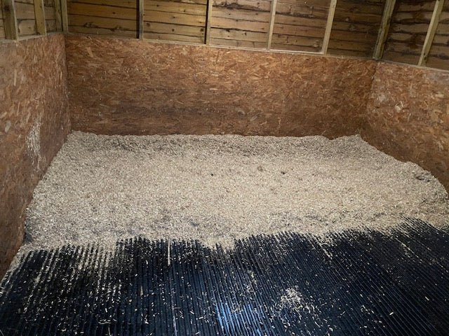 Miscanthus Animal Bedding PALLET 36s - Nanhoron FarmsAnimal Bedding